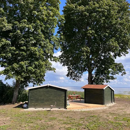 Camping Suure-kuuse Kampingud Otse Jarve Kaldal *